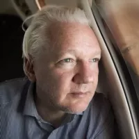 Julian Assange Private