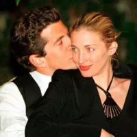 Carolyn-Bessette Kennedy